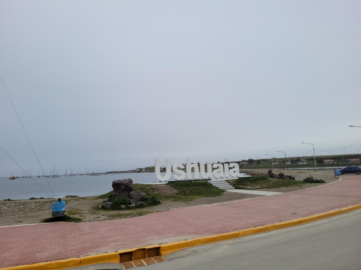 Alojamiento Raquel Y Hector Ushuaia Exteriör bild